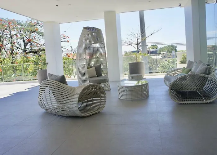 Sweet Staycation Aparthotel Cebu